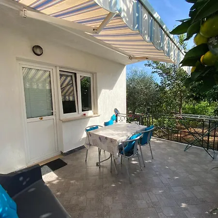Nora 3* Rovinj